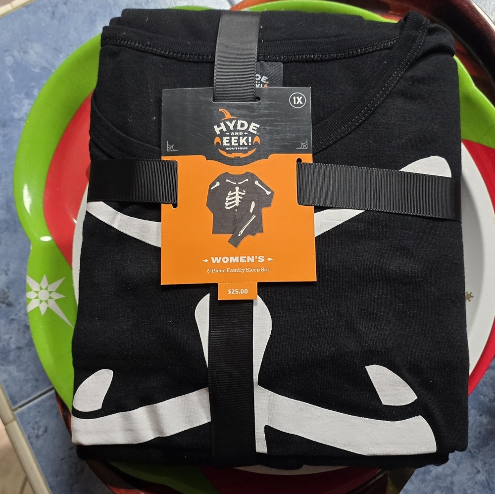 Black Pajama Set with Ribbon